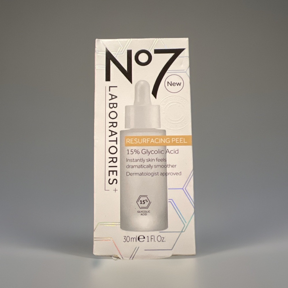 Boots No7 Laboratories Resurfacing Peel
